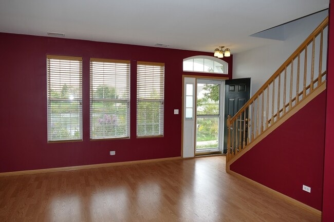 Foto del edificio - 205 Springbrook Trail S