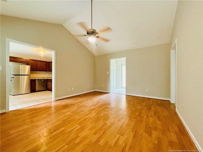 Foto del edificio - 9524 Gooden Dr