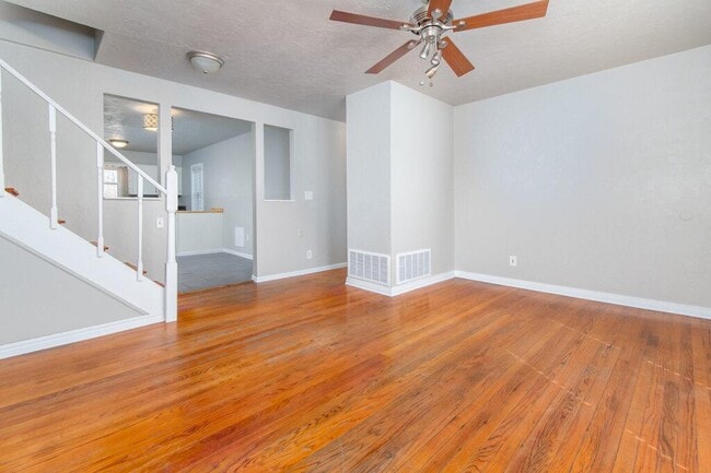 Building Photo - 2125 Andover Ct