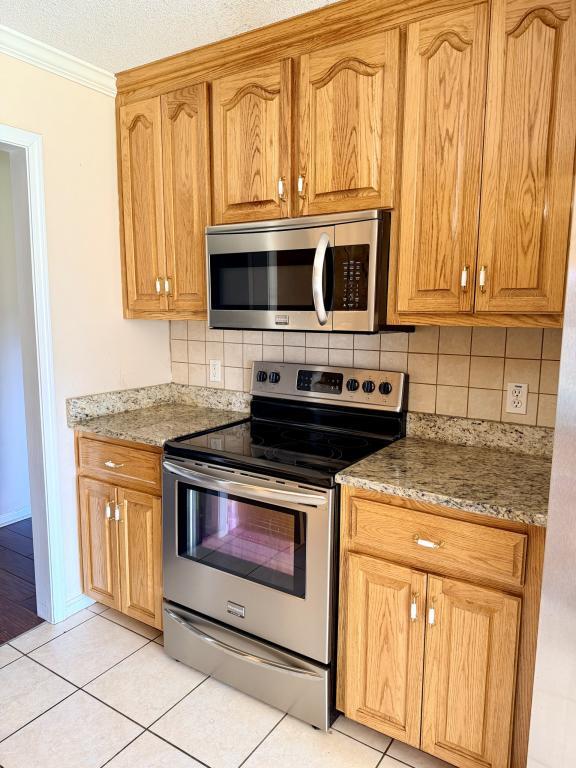 Building Photo - 103 Fieldstone Dr