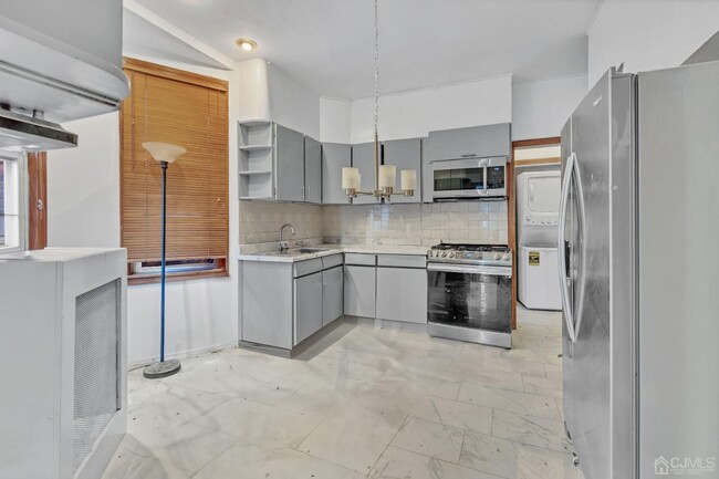 Foto del edificio - 55 Maple Ave