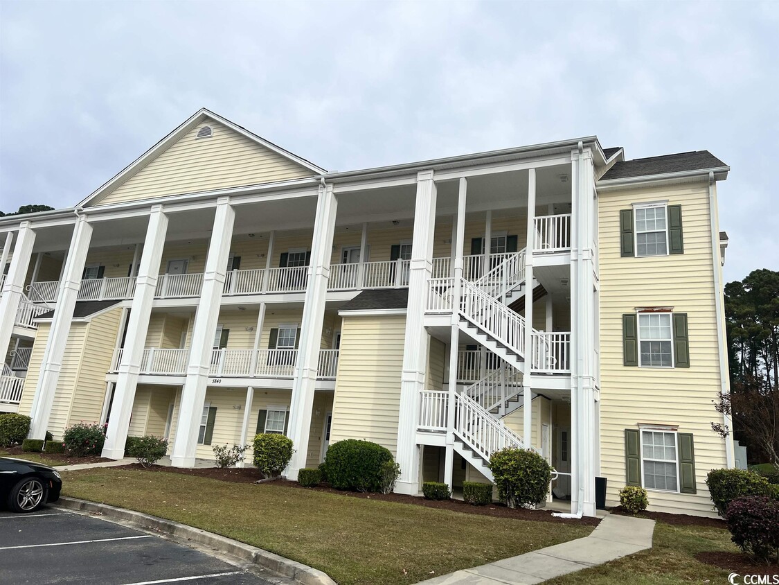 5840 Longwood Dr, Murrells Inlet, SC 29576 Condo for Rent in Murrells