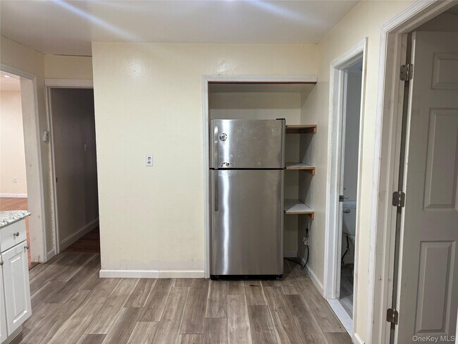 Foto del edificio - 11 Old Turnpike Rd