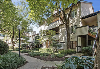 Building Photo - 9960 Hellingly Pl
