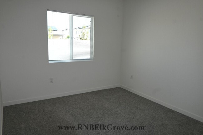 Foto del edificio - Resident Benefit Package Property