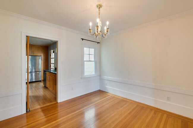 Comedor - 1466 14th Ave