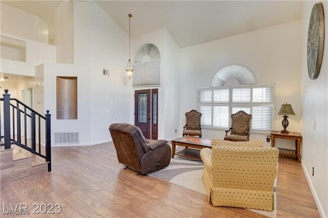 Building Photo - 8958 Sierra Palms Way