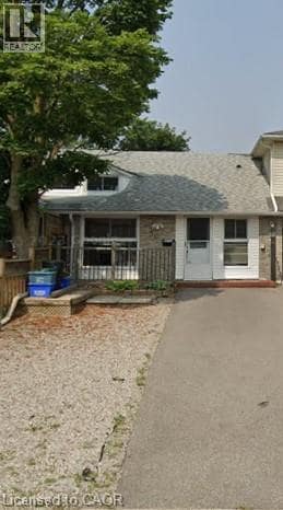 Building Photo - 230 Linden Dr