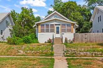 Building Photo - 2315 N 61st St