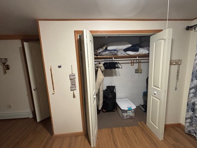 Foto del edificio - 615 June St