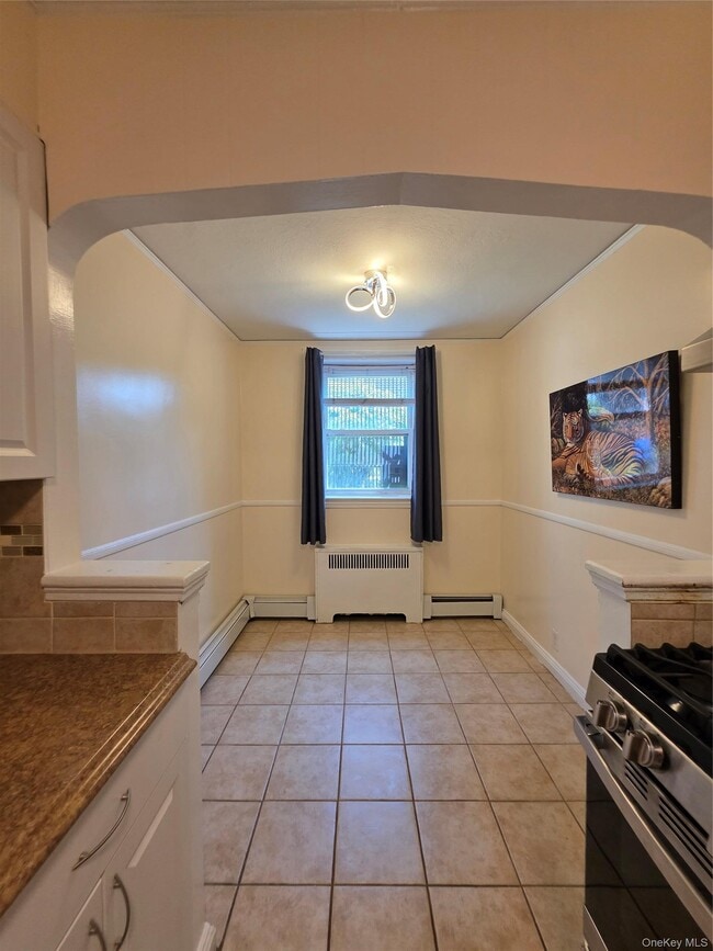 Building Photo - 3002 Wilson Ave