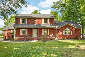 Building Photo - 15897 Zehner Rd
