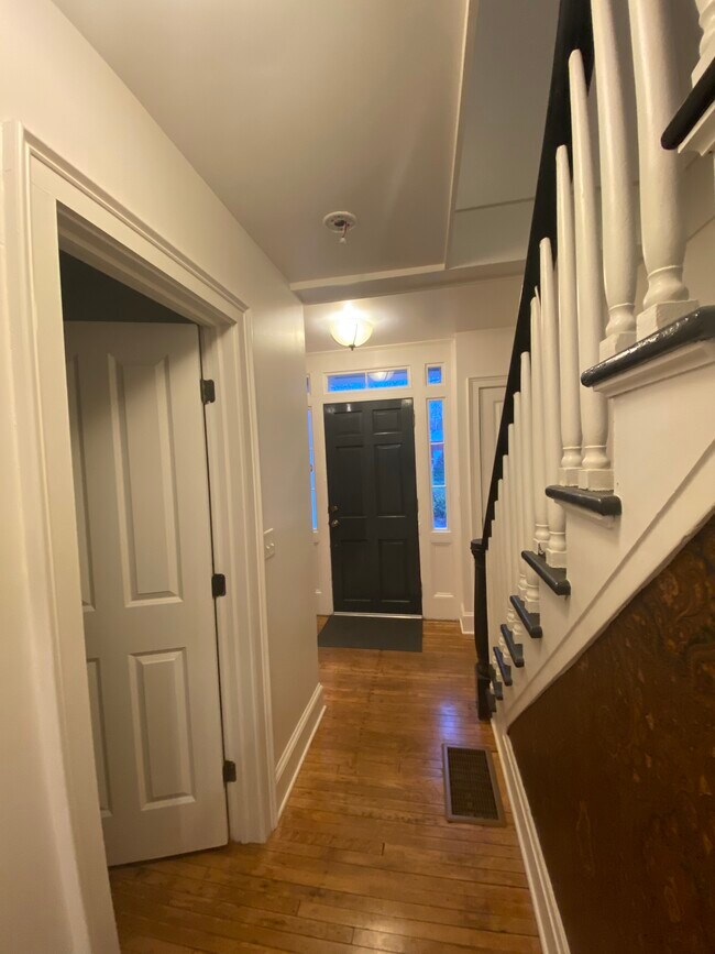 Foto del edificio - 4002 Chatham St