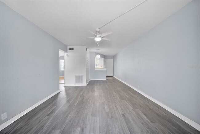 Building Photo - 4747 Azalea Dr