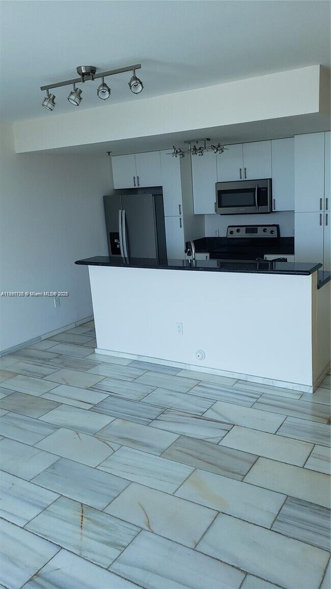 Foto del edificio - 1401 SW 22nd St