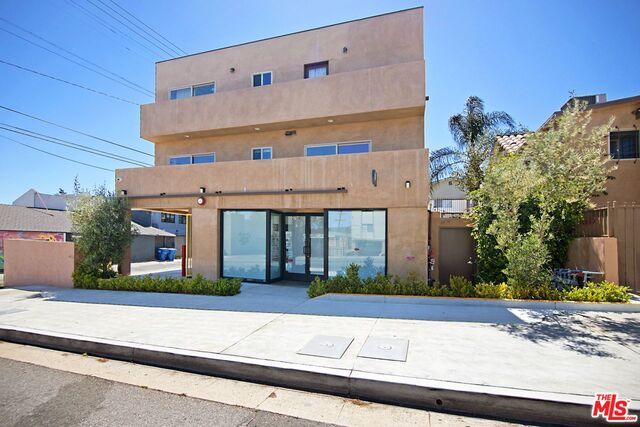 Primary Photo - 3761 Sawtelle Blvd