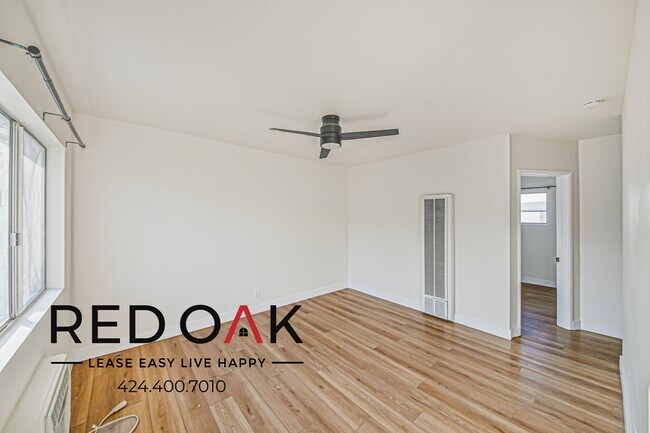 Foto del edificio - 8136 Constance St