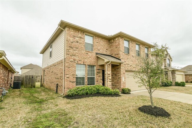 Building Photo - 200 Rodeo Dr