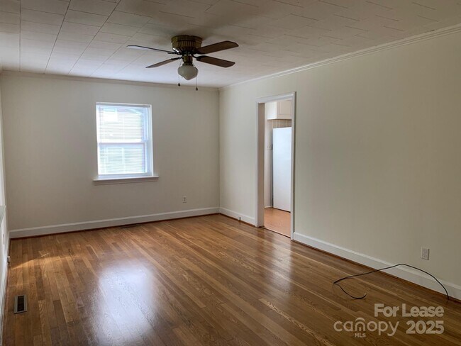 Foto del edificio - 317 Cedar St