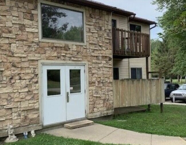 Foto del edificio - 418 Cadillac St