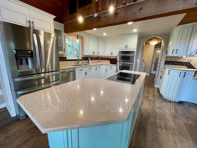 Foto del edificio - 4502 Coconut Cove Pl