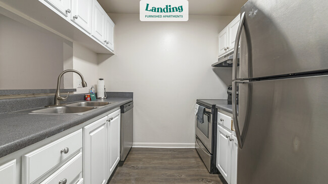 Building Photo - 5870 Sundown Cir