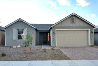 Building Photo - 336 Malachite Dr