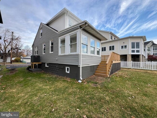 Building Photo - 9135 CUCKOLD Rd