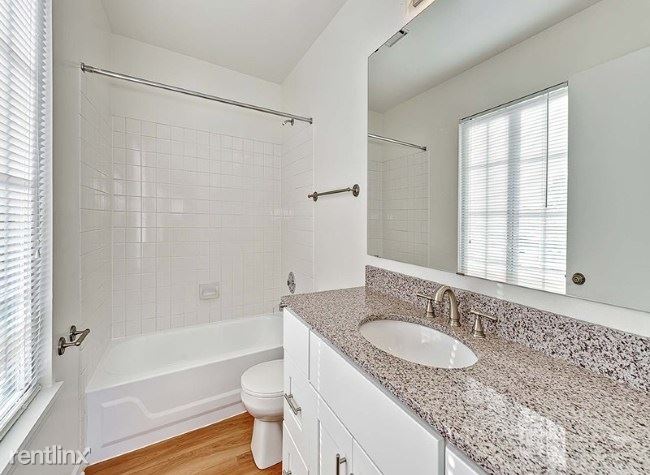 Primary Photo - 1804 Vista Ct