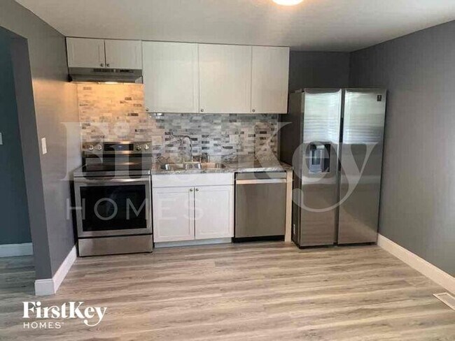 Foto del edificio - 3103 Valleywood Dr