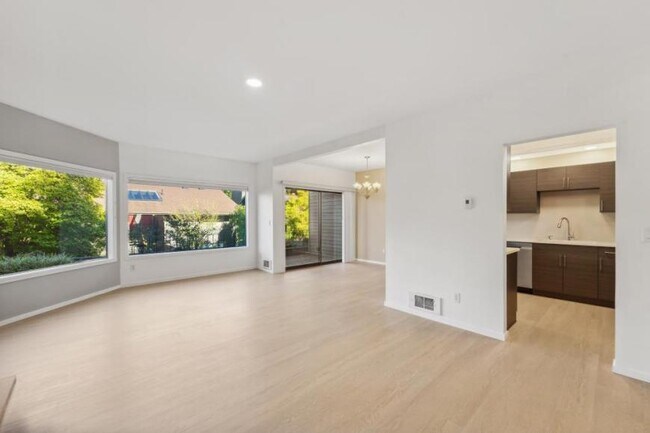 Foto del edificio - 2 bedroom in Seattle WA 98109