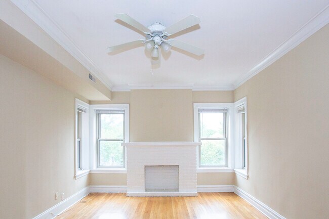 Building Photo - 2247 Ridge Ave