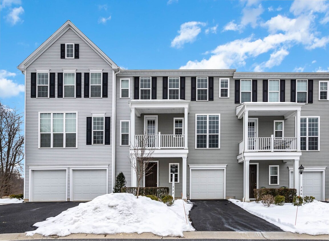 542 Rayburn Ct, Hummelstown, PA 17036 House Rental in Hummelstown, PA