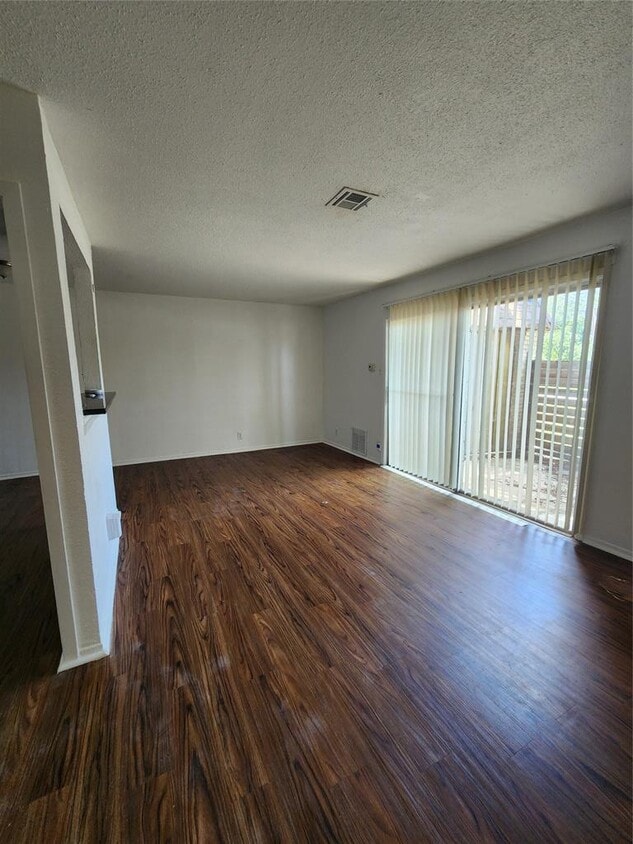 Primary Photo - 4908 West Gate Blvd