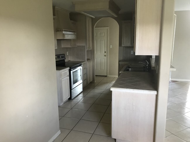 Foto del edificio - 6708 Tenaza Dr