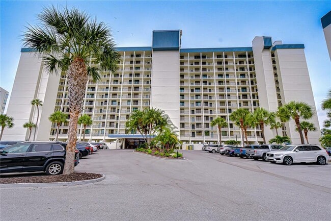 Building Photo - 7100 Sunset Way
