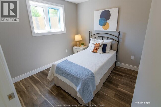 Photo du bâtiment - 3985 Grand Marais Rd E