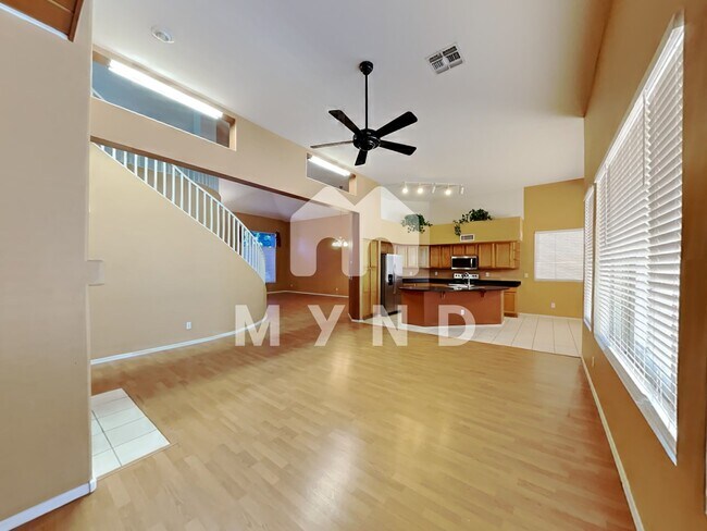 Building Photo - 1370 E Folley Pl
