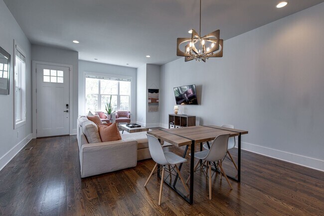 Foto del edificio - 1825 11th Ave N