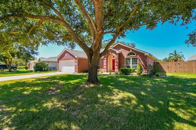 Foto del edificio - 6206 Fawnlake Dr