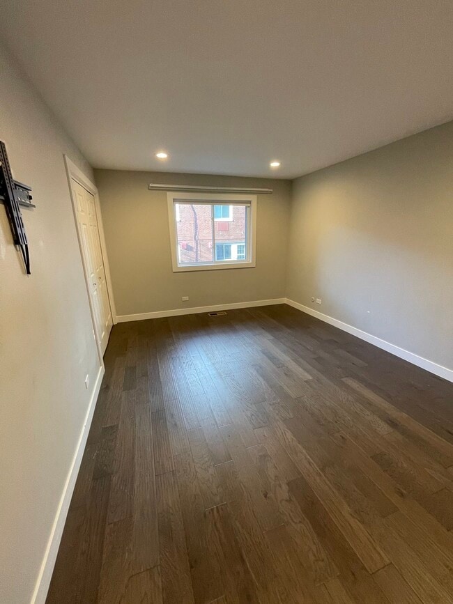 Building Photo - 1160 Osterman Ave