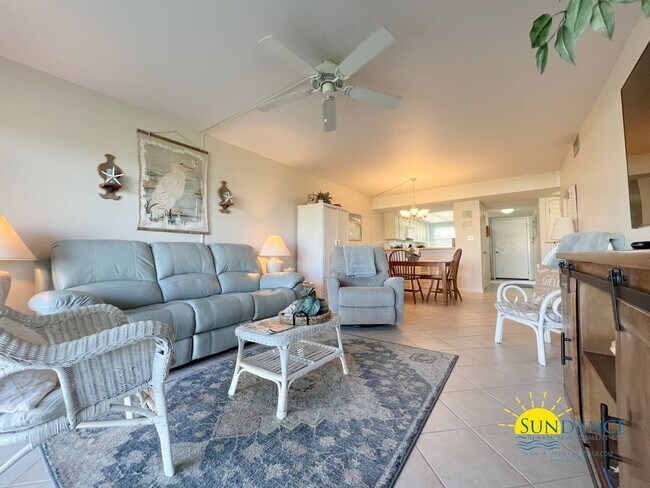 Foto del edificio - El Matador Furnished Condo with many Ameni...