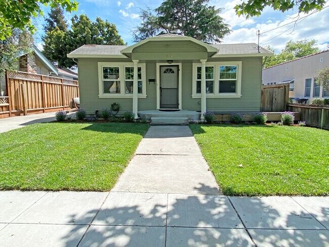 Foto del edificio - 1037 Greenwood Ave - Upgraded, Santa Clara...