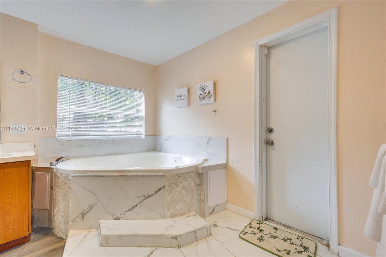 Foto principal - 610 Carolina Ave