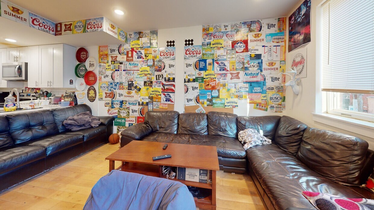 Photo - 1725 Arlington St Apartment