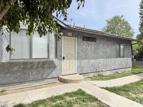 Building Photo - 513 N Main St