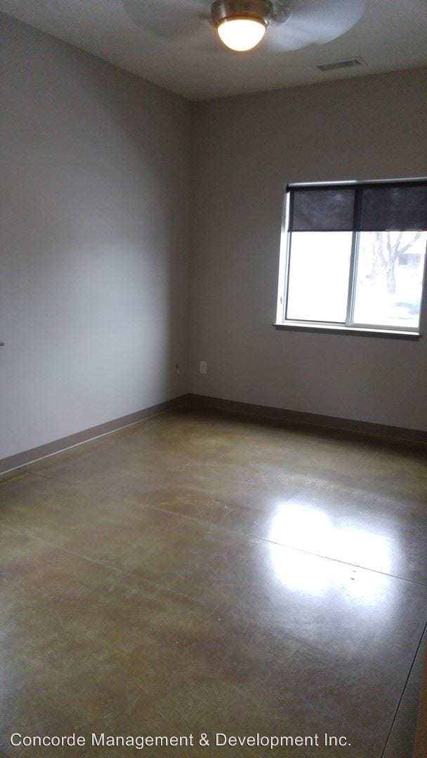 Building Photo - 444 N 27th St