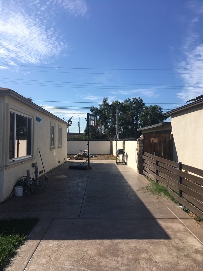 Chula Vista Home with Spacious Yard House for Rent in Chula Vista, CA