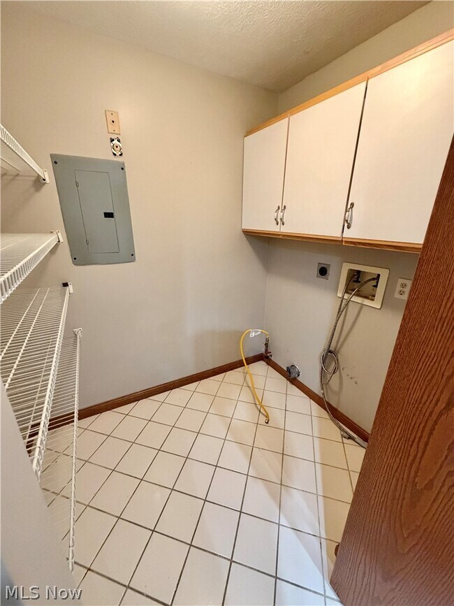 Building Photo - 4046 St Andrews Ct
