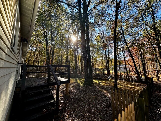 Foto del edificio - 101 Mohawk Trail